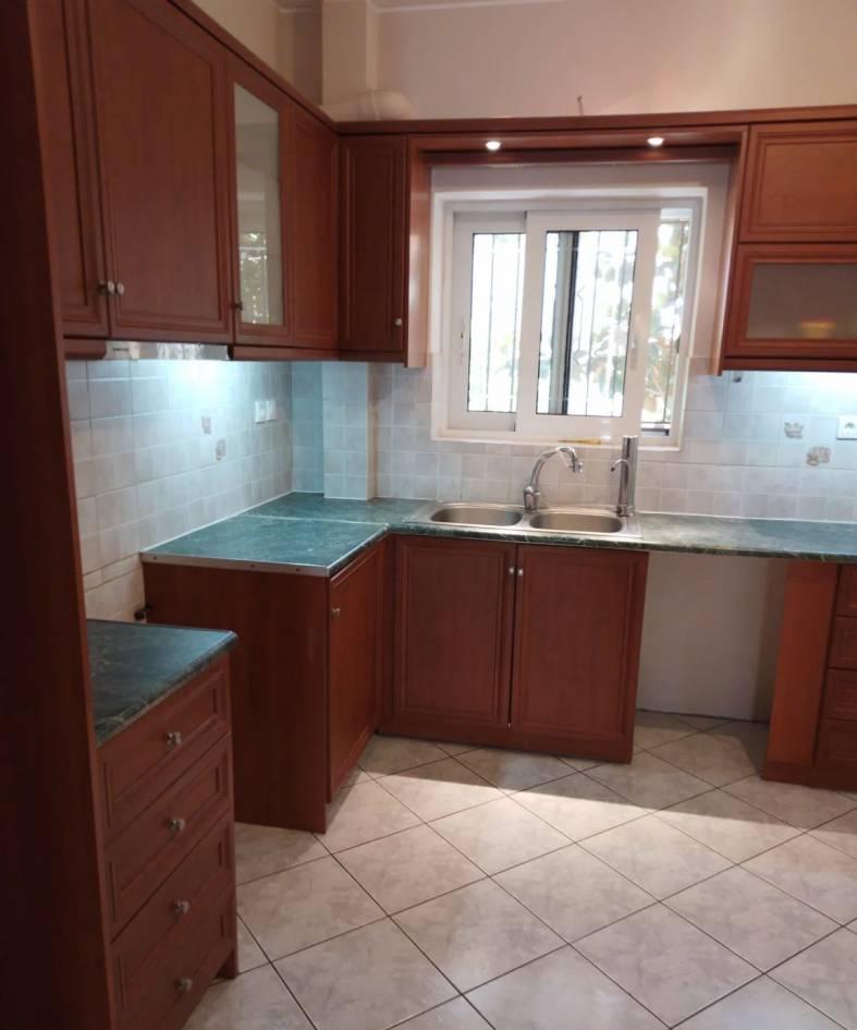 Maisonette Γέρακας, Gargittos, Gerakas