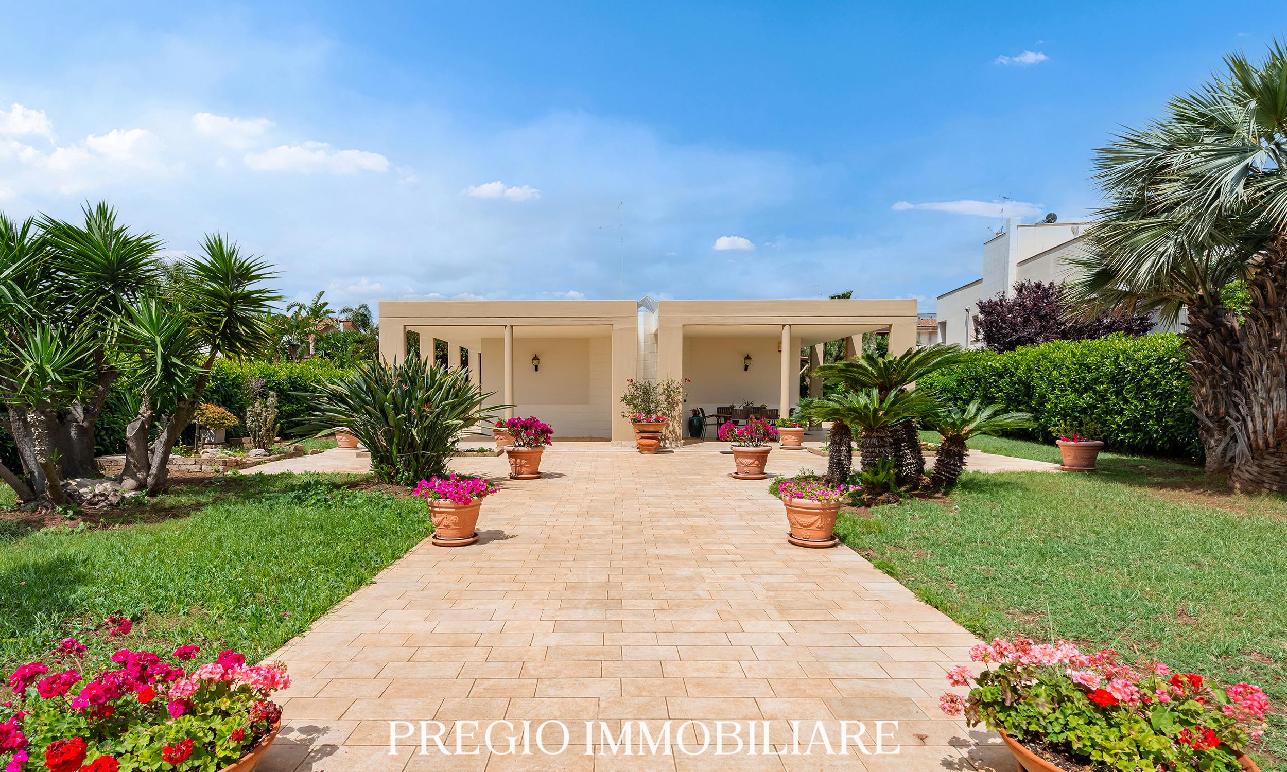 Villa in Bari, Bari