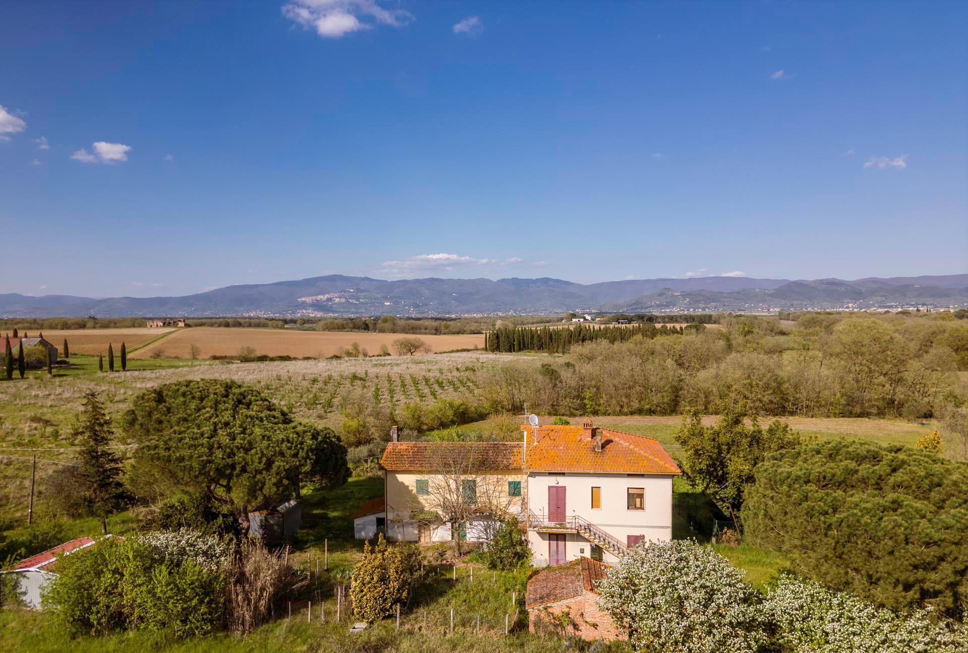Country house in Cortona, Arezzo