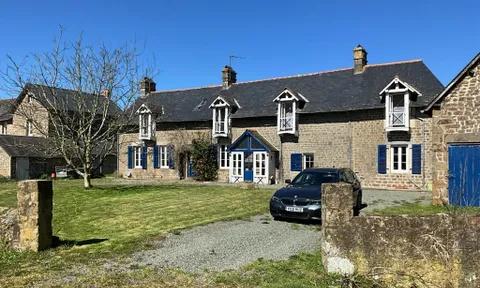 Villa in Lassay-les-Chateaux, Mayenne