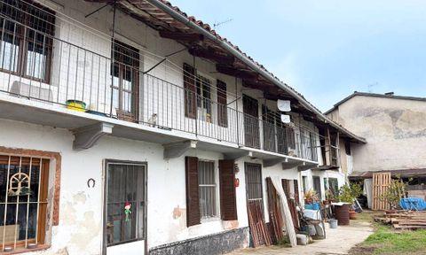 Villa in Verrua Savoia, Turin