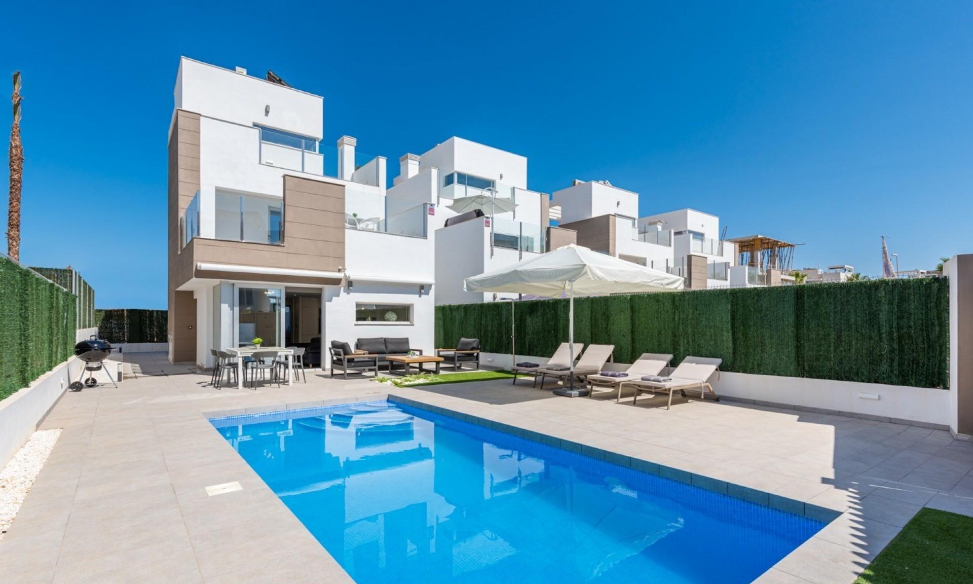 Villa in Guardamar Del Segura, Alicante